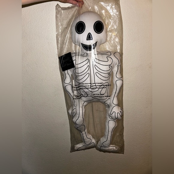 viral halloween decor viral Halloween skeleton pillow - Holiday Decor